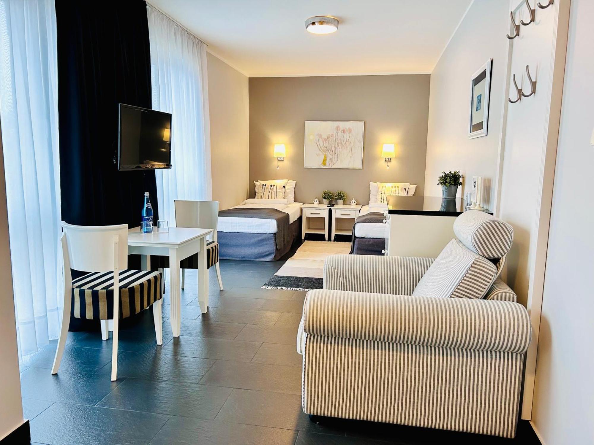 Hotel Amber Suite & Spa - Enklawa Dla Doroslych (Adults Only) Międzywodzie Exteriör bild