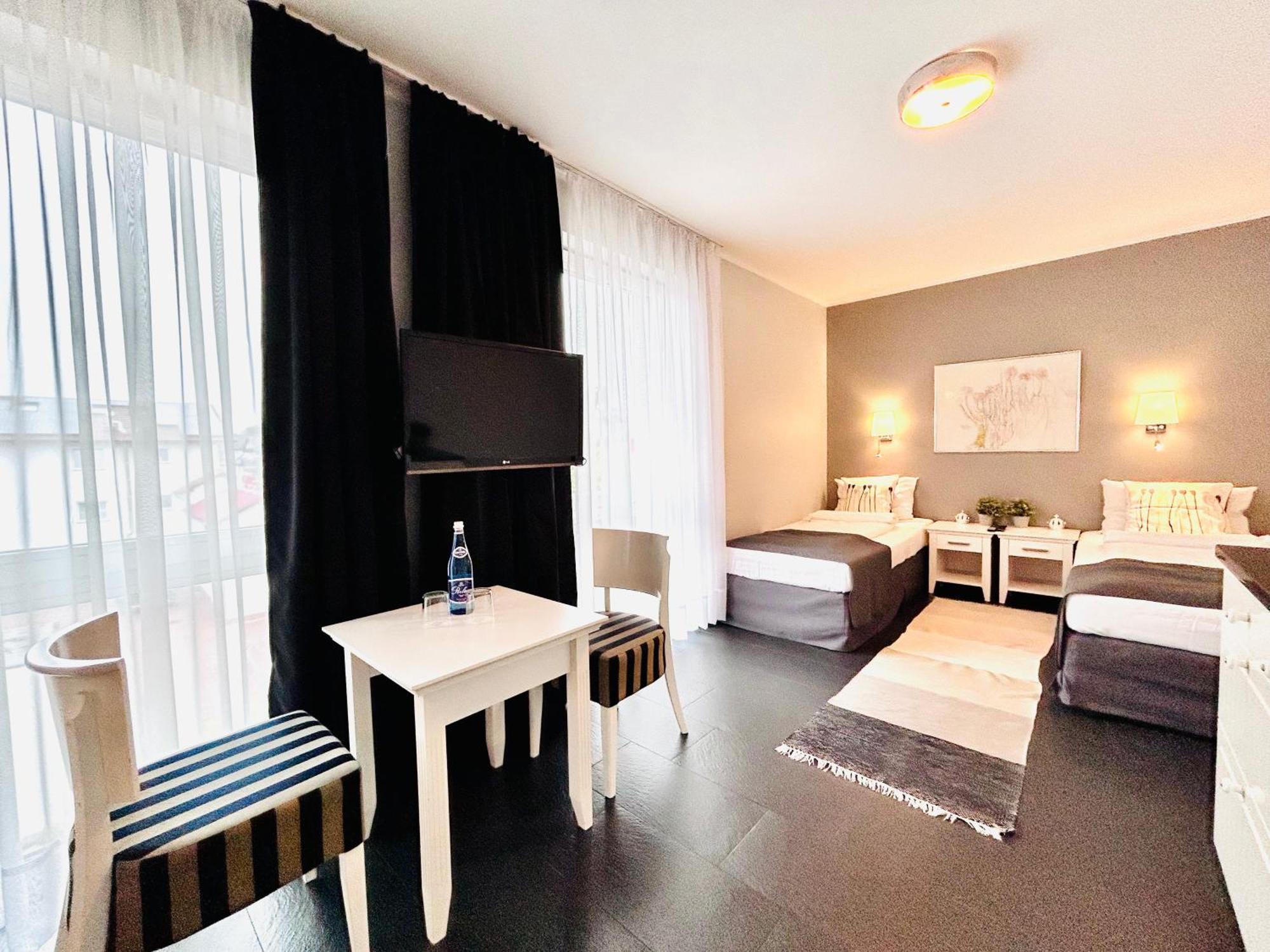 Hotel Amber Suite & Spa - Enklawa Dla Doroslych (Adults Only) Międzywodzie Exteriör bild